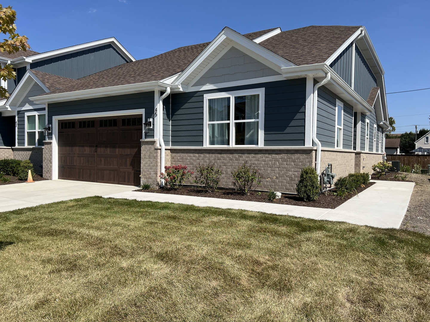 45 Steeple Bend Lane, Evergreen Park, IL 60805