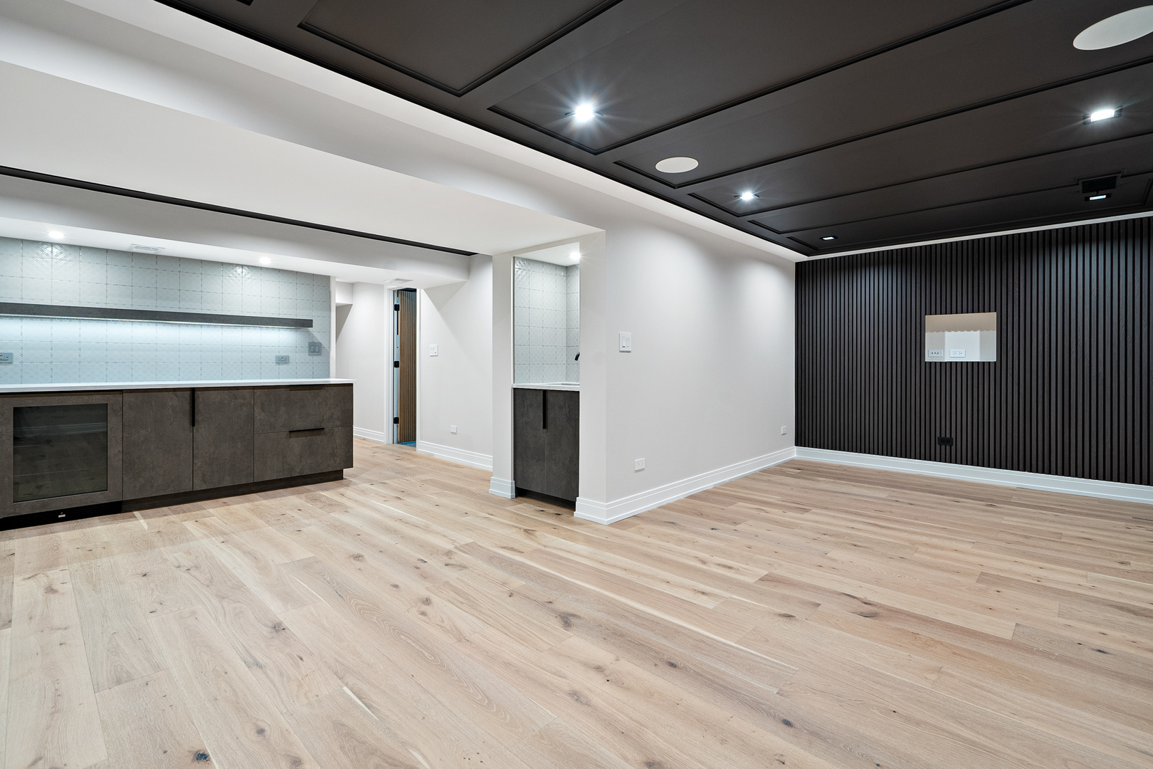 1891 Mission Hills Lane, Northbrook, IL 60062