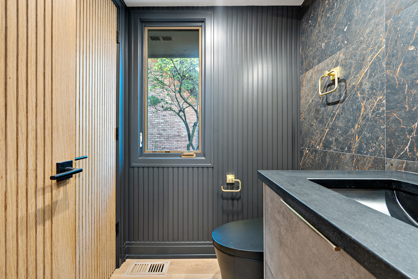 1891 Mission Hills Lane, Northbrook, IL 60062