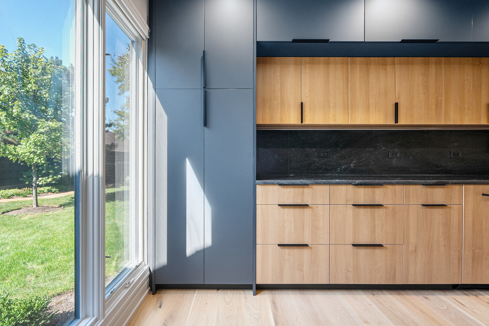 1891 Mission Hills Lane, Northbrook, IL 60062