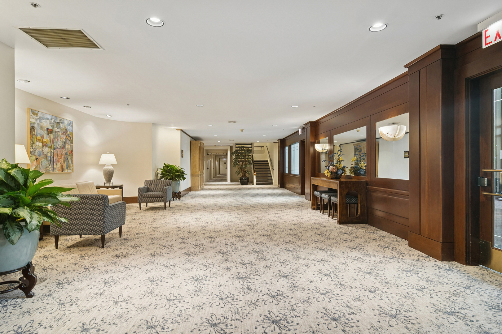 4545 W Touhy Avenue #511E, Lincolnwood, IL 60712