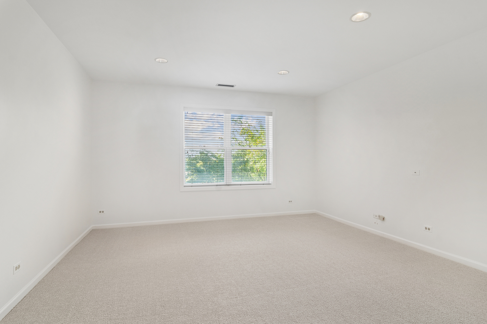 4545 W Touhy Avenue #511E, Lincolnwood, IL 60712
