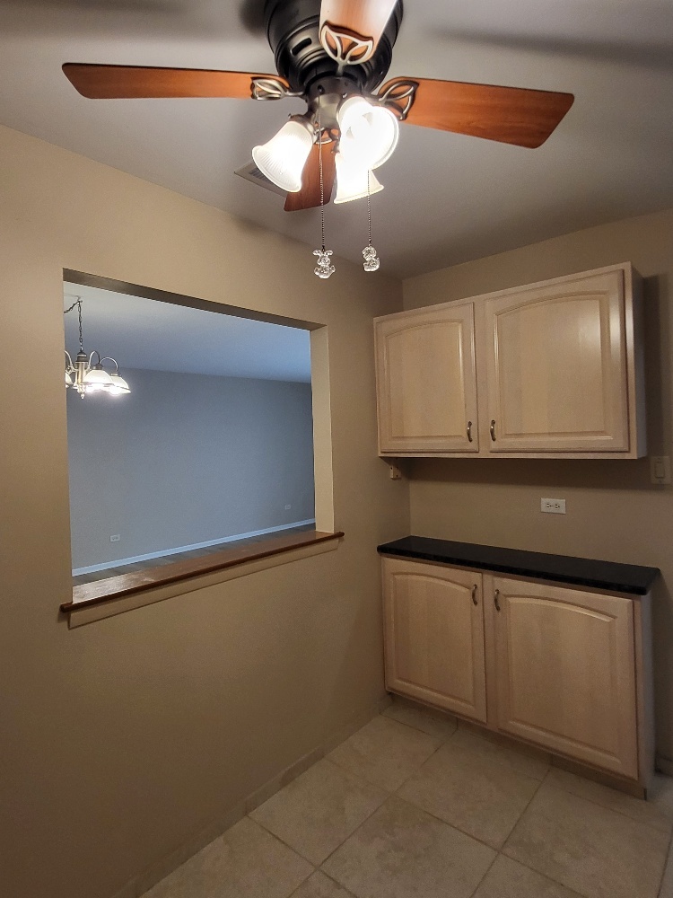 7510 FARMINGDALE Drive #104, Darien, IL 60561