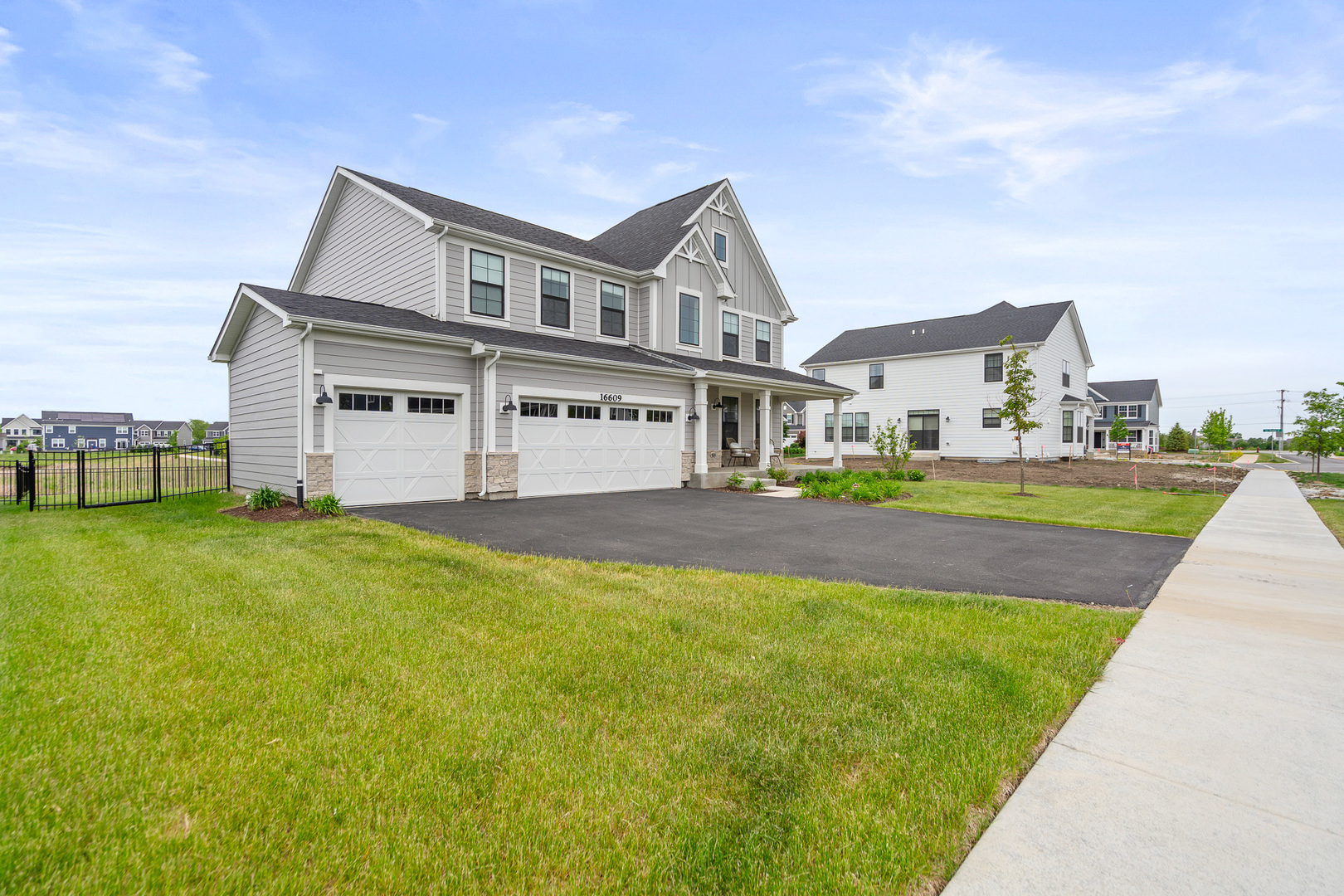 16609 S Silo Bend Drive, Lockport, IL 60441