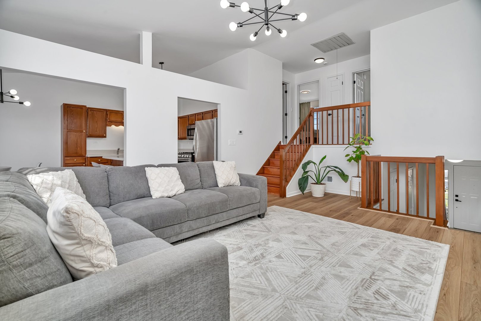 16636 Winding Creek Road, Plainfield, IL 60586