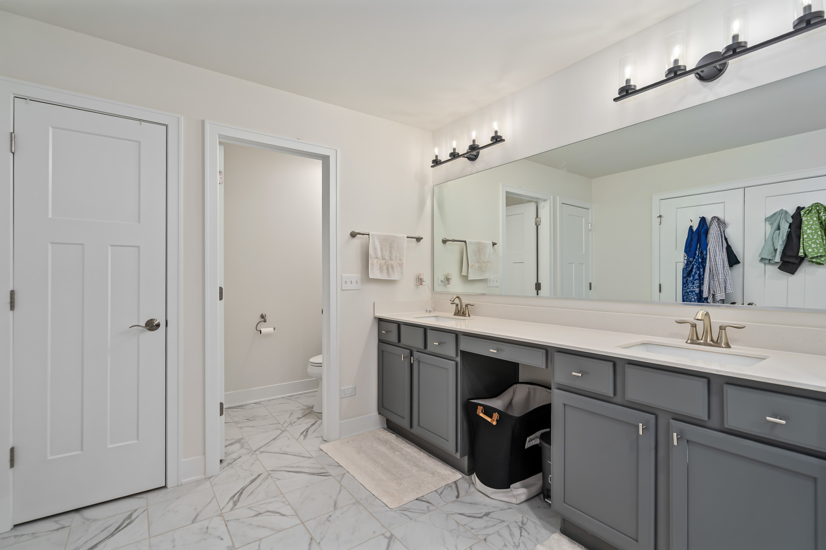 16609 S Silo Bend Drive, Lockport, IL 60441