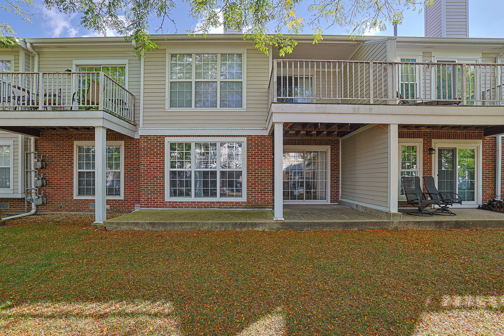 872 Lansing Court, Vernon Hills, IL 60061