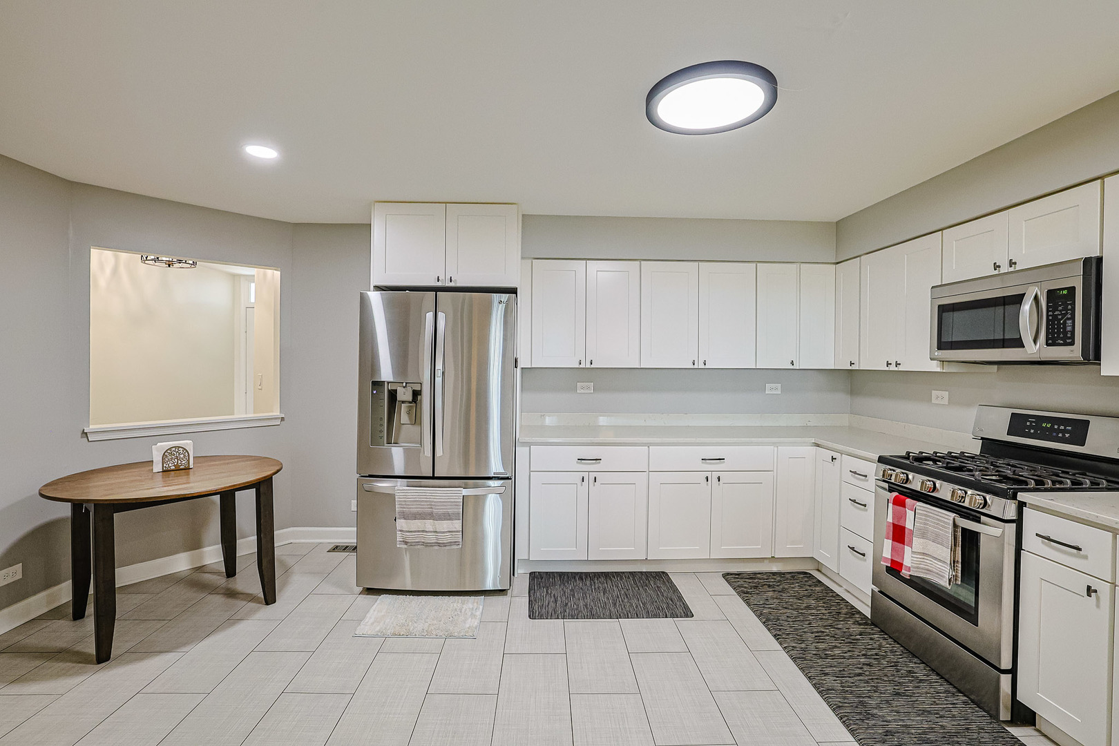 872 Lansing Court, Vernon Hills, IL 60061