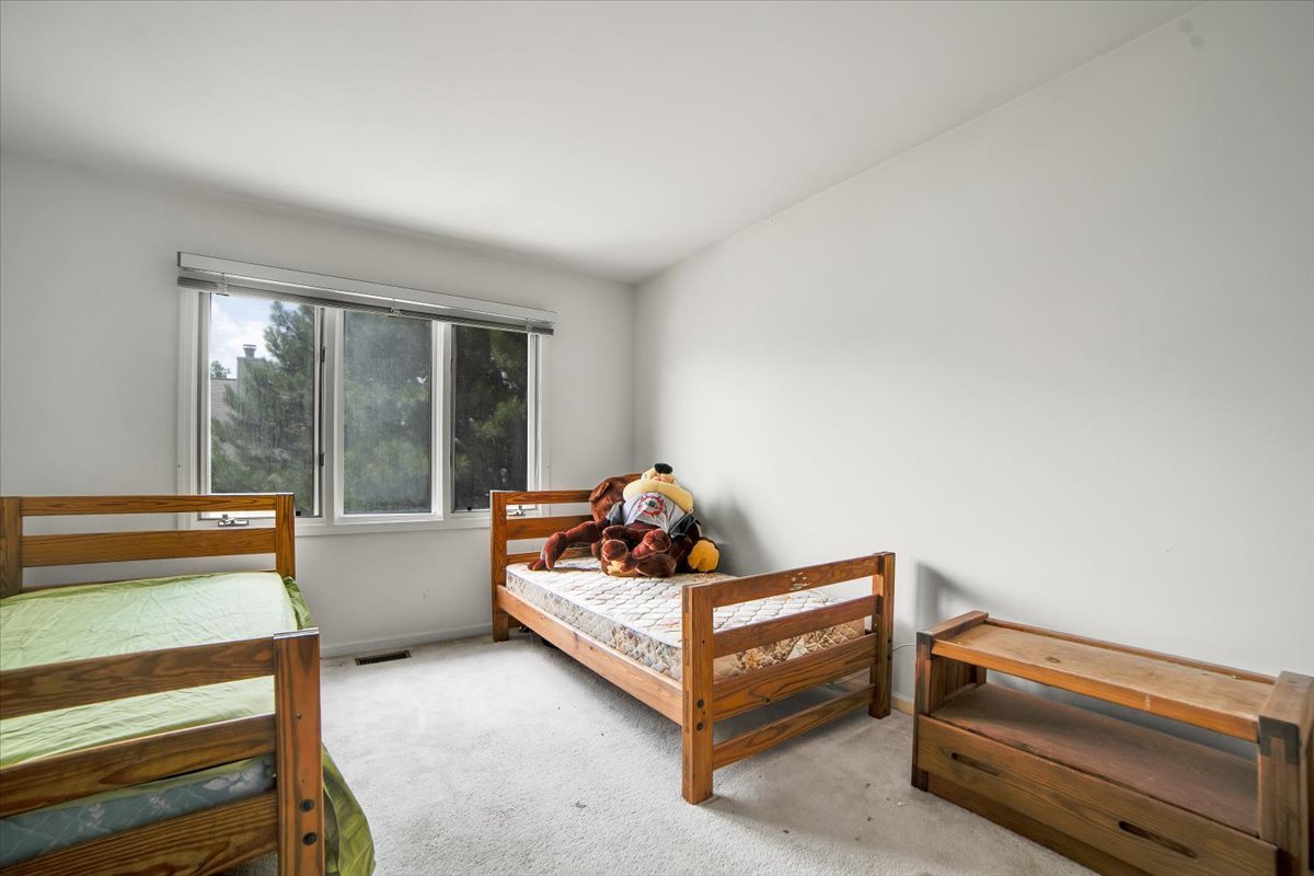 3118 Elaine Court, Flossmoor, IL 60422