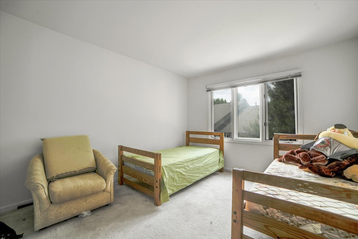 3118 Elaine Court, Flossmoor, IL 60422