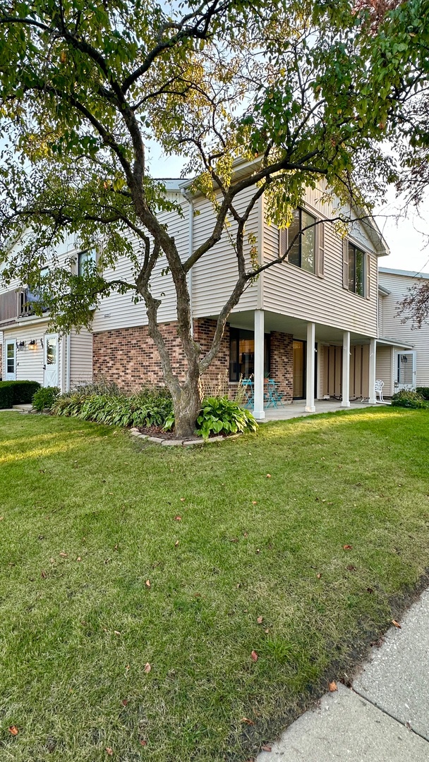 464 Buchanan Court, Vernon Hills, IL 60061