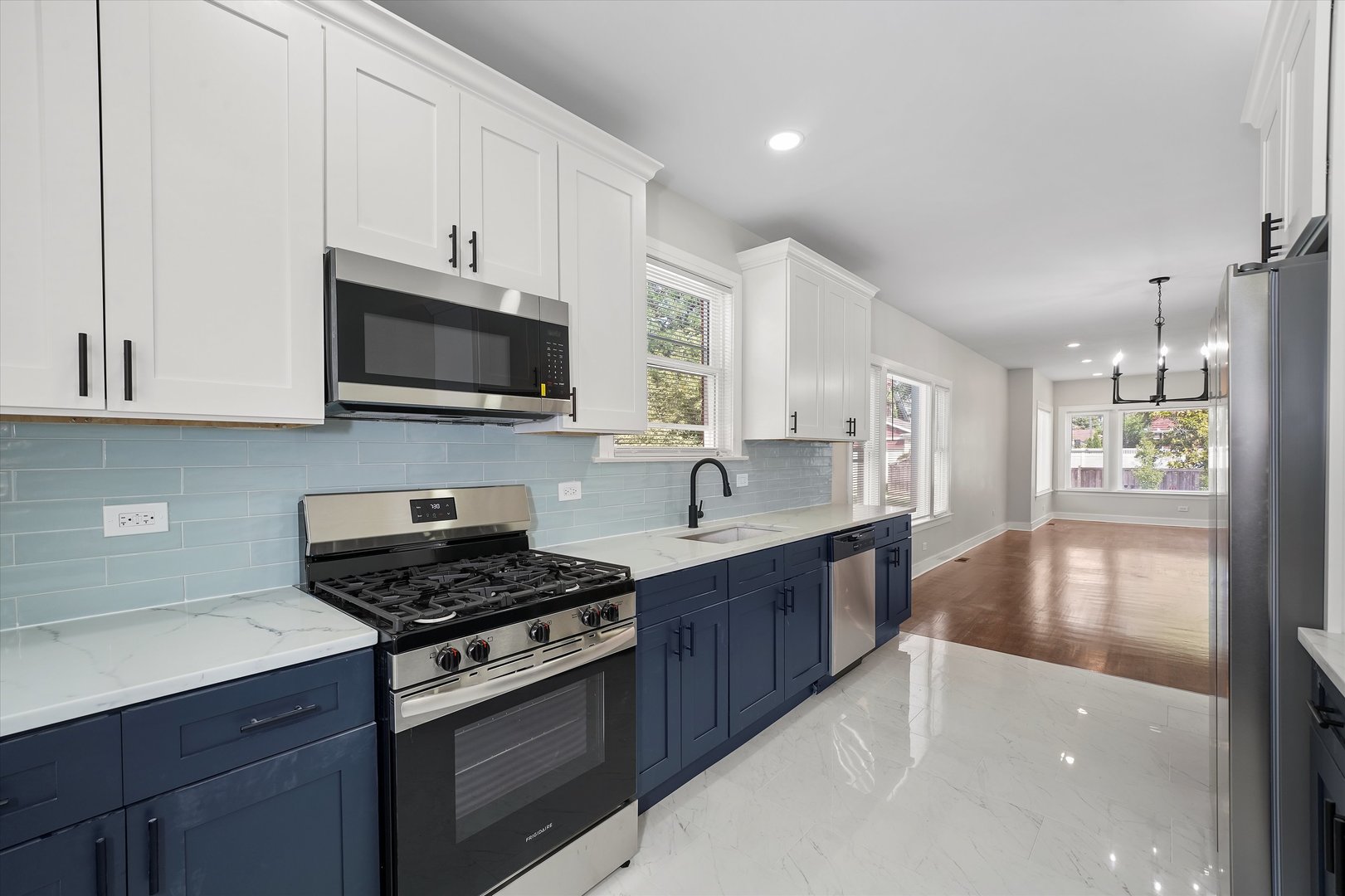 1971 W 97th Street, Chicago, IL 60643