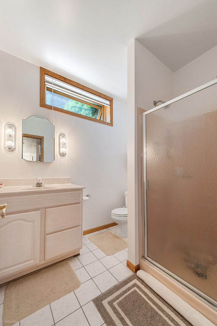 1216 Country Lane, Lemont, IL 60439