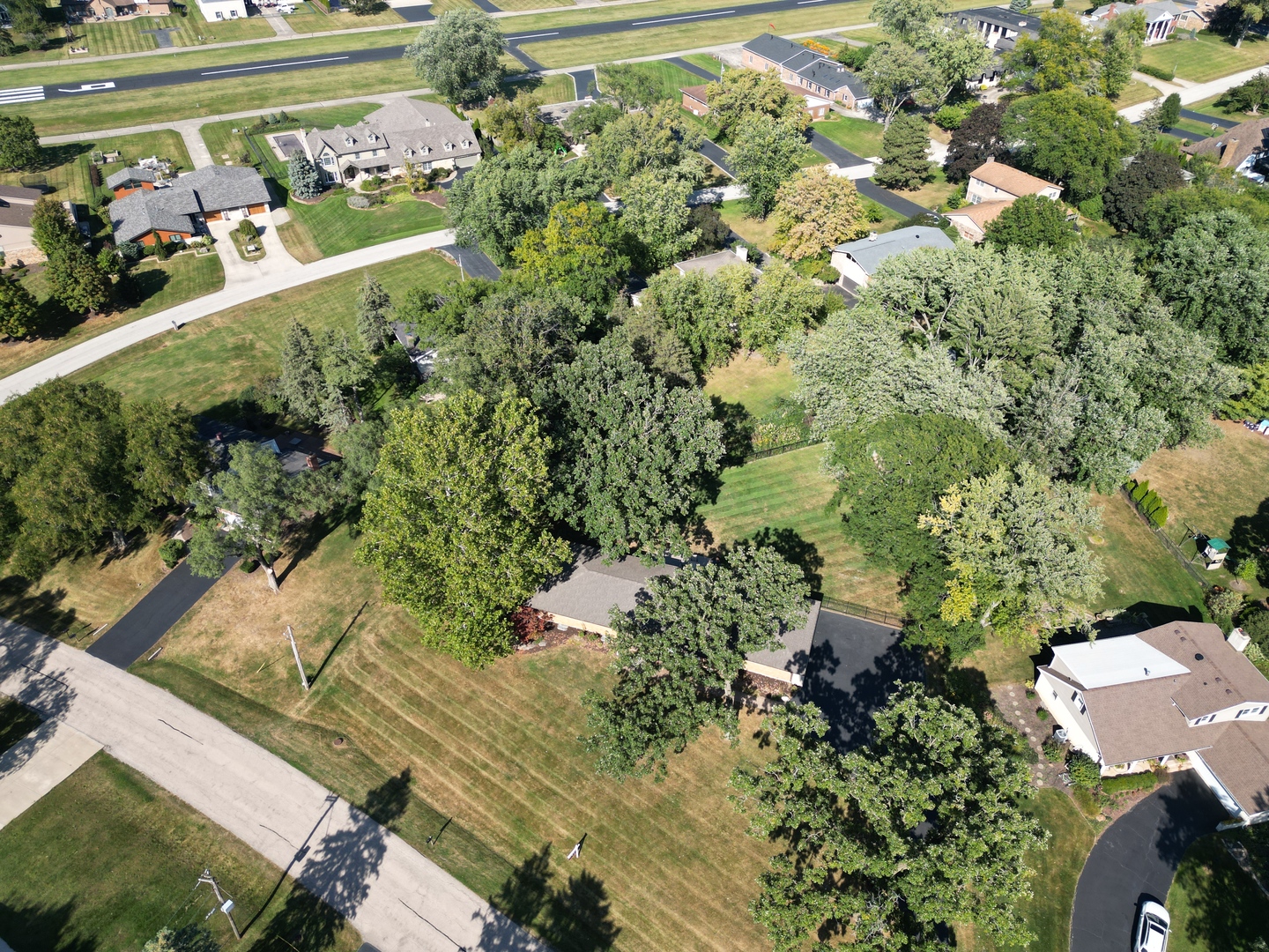 8615 Washington Street, Downers Grove, IL 60516