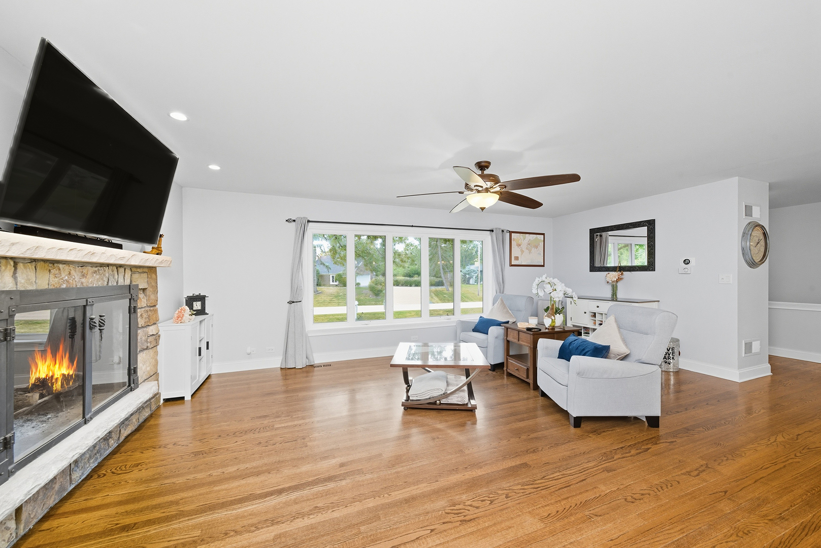 8615 Washington Street, Downers Grove, IL 60516