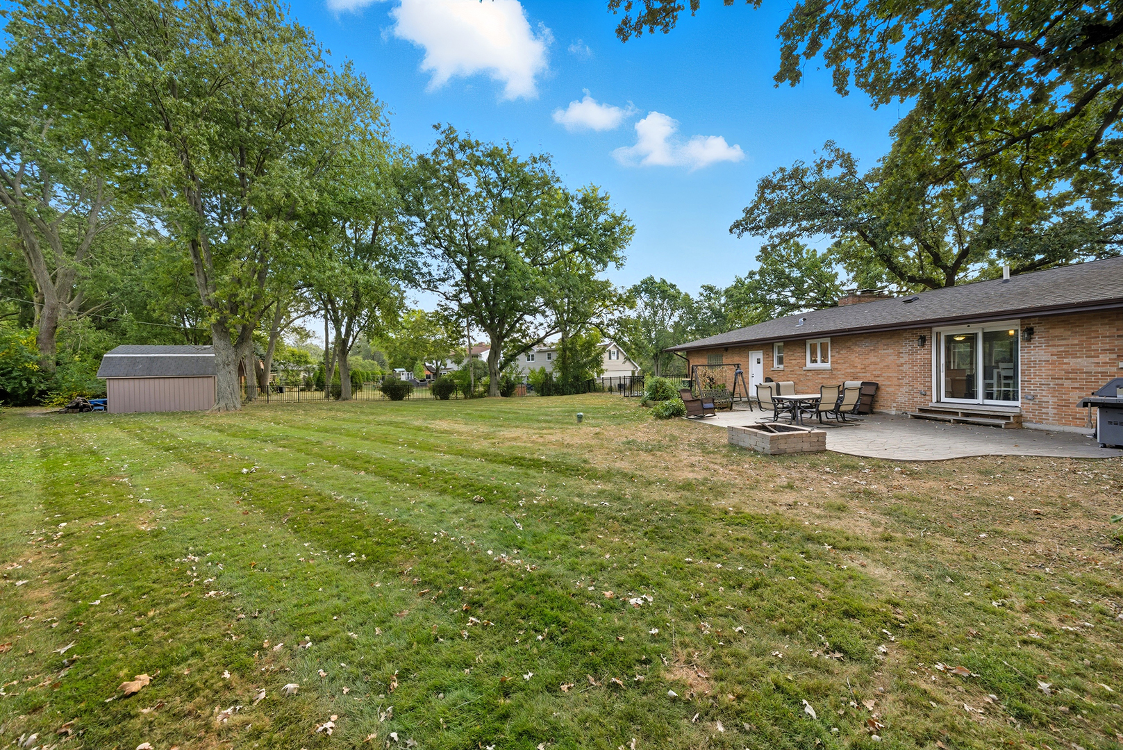 8615 Washington Street, Downers Grove, IL 60516