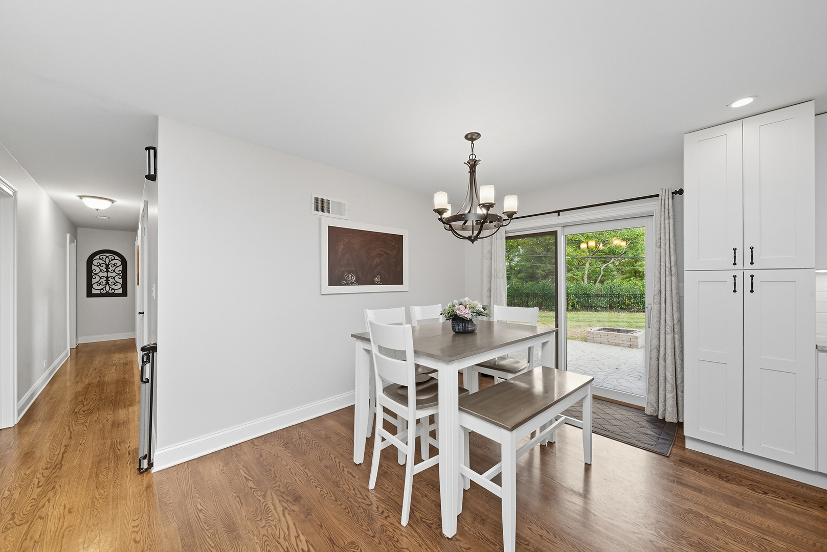 8615 Washington Street, Downers Grove, IL 60516