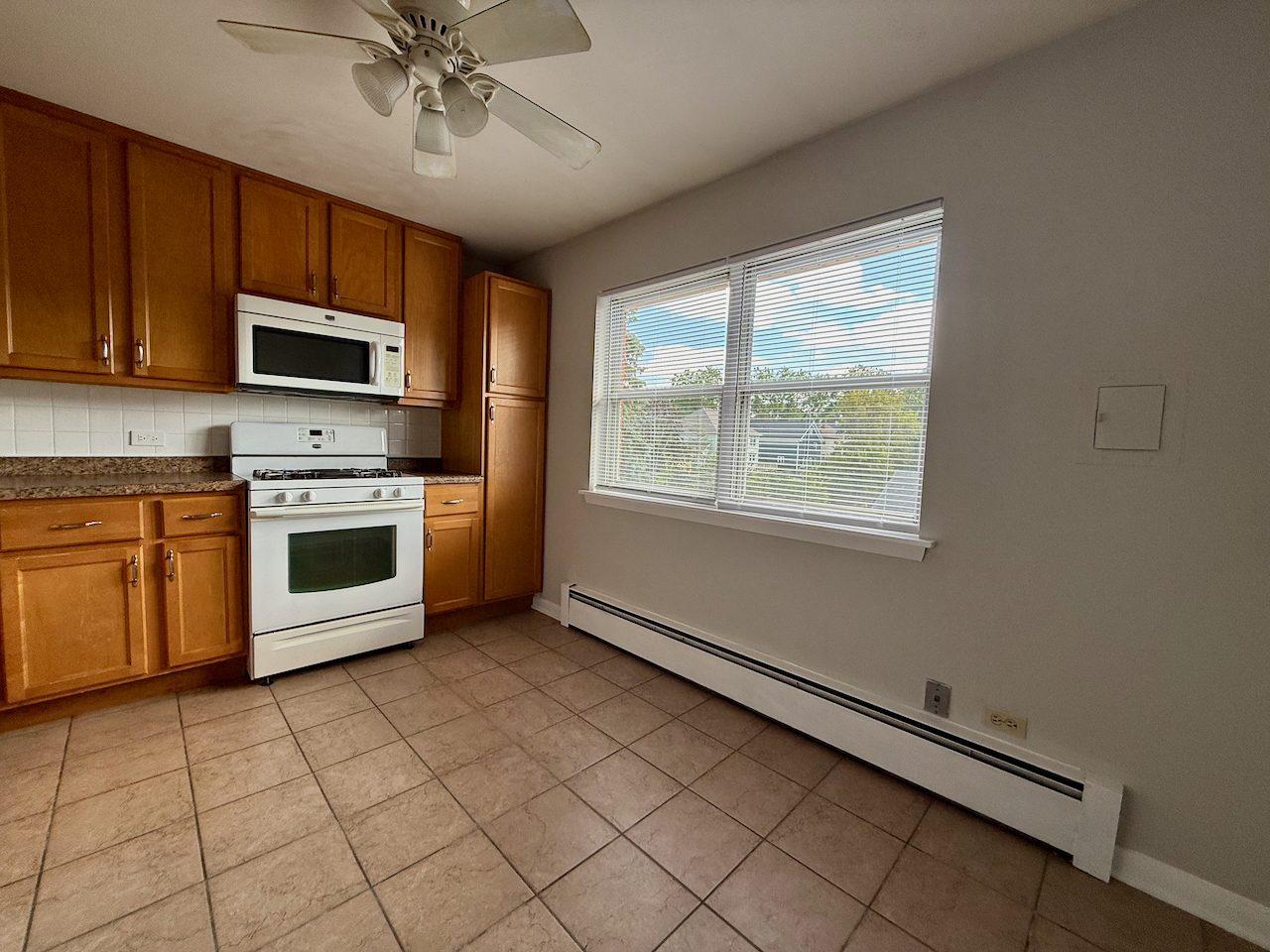 317 S Plum Grove Road #5, Palatine, IL 60067