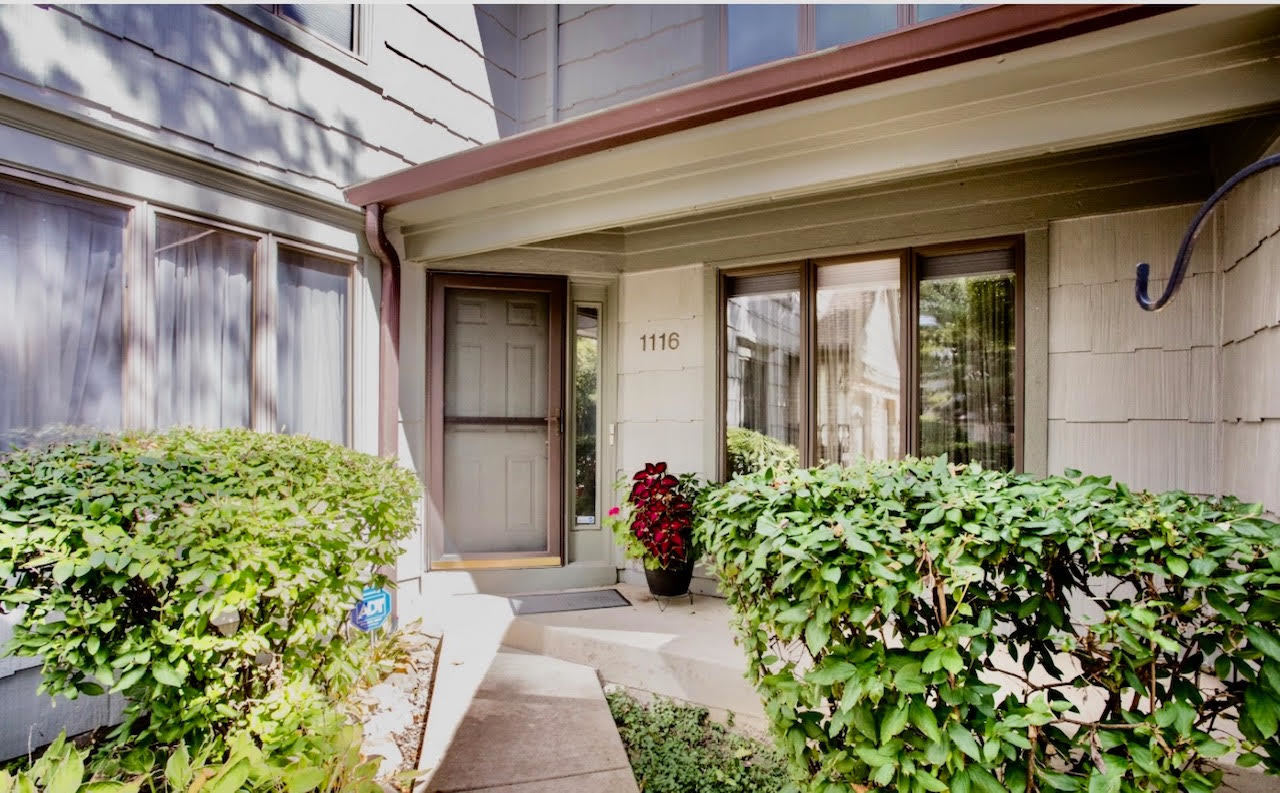 1116 Bristlecone Court #1116, Darien, IL 60561