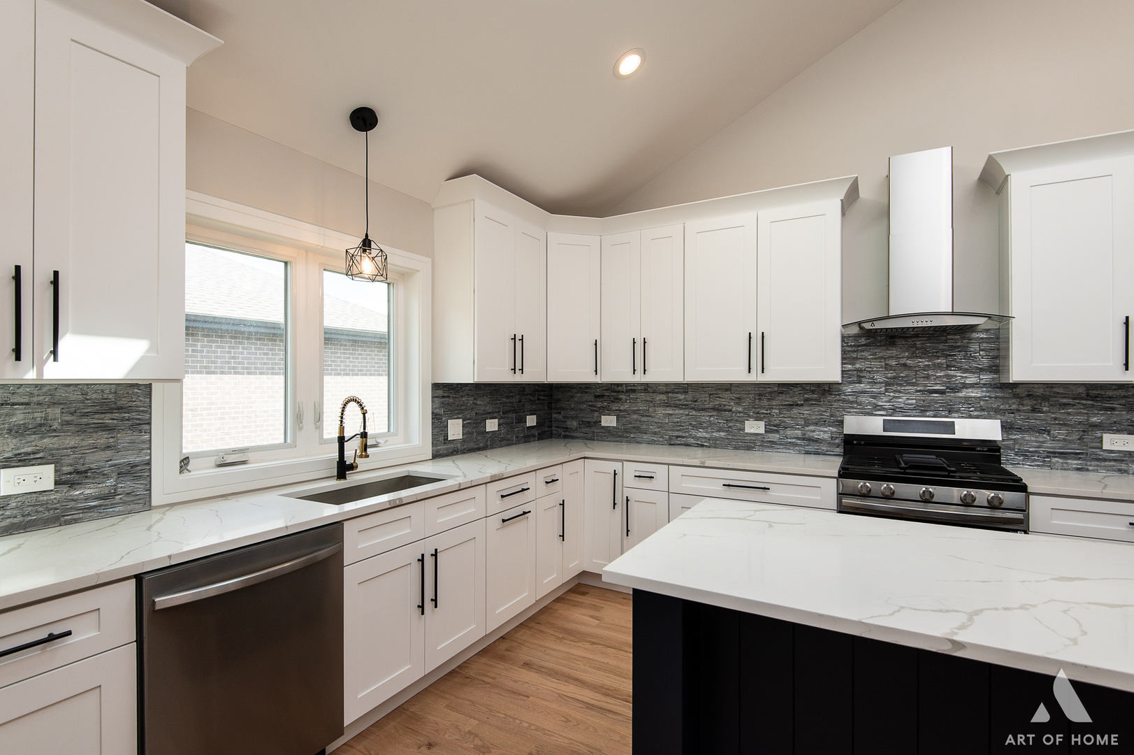 7942 W 74 Street, Bridgeview, IL 60455