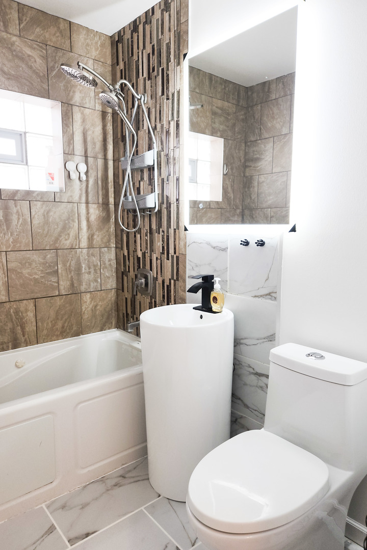 11015 S Morgan Street, Chicago, IL 60643