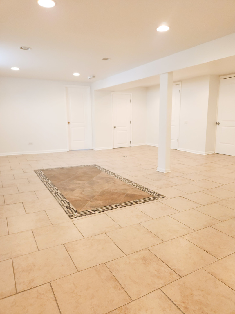 11015 S Morgan Street, Chicago, IL 60643