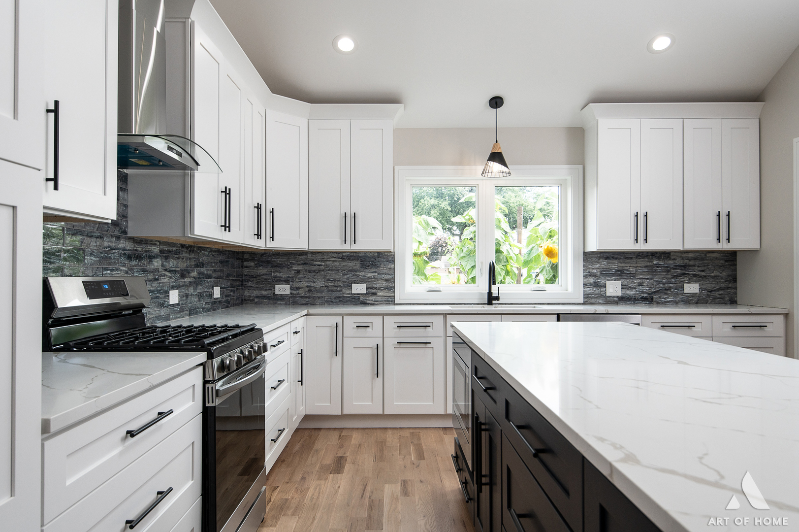 7951 W 73 Place, Bridgeview, IL 60455