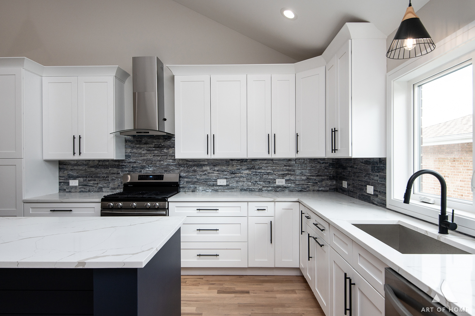 7951 W 73 Place, Bridgeview, IL 60455