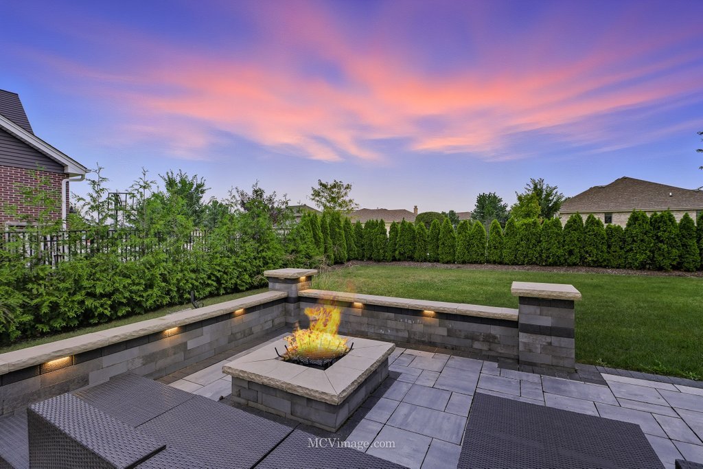 1382 Overton Drive, Lemont, IL 60439
