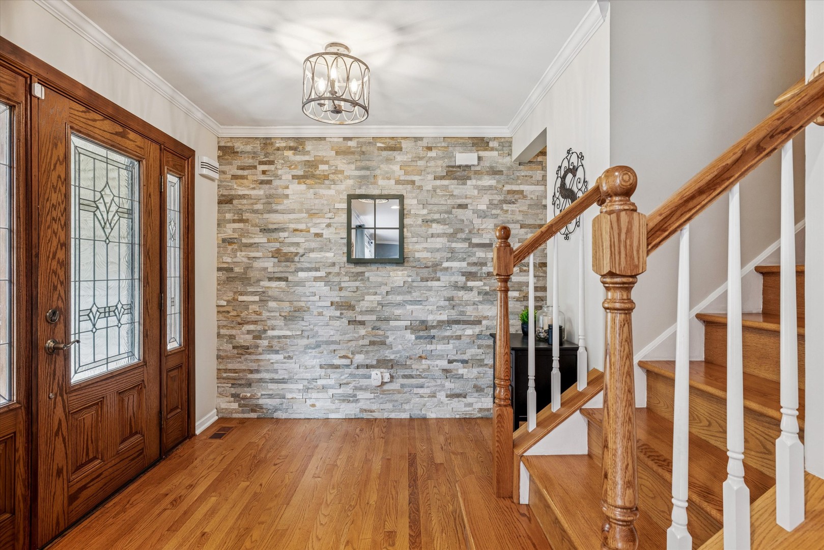 1355 N King George Court, Palatine, IL 60067