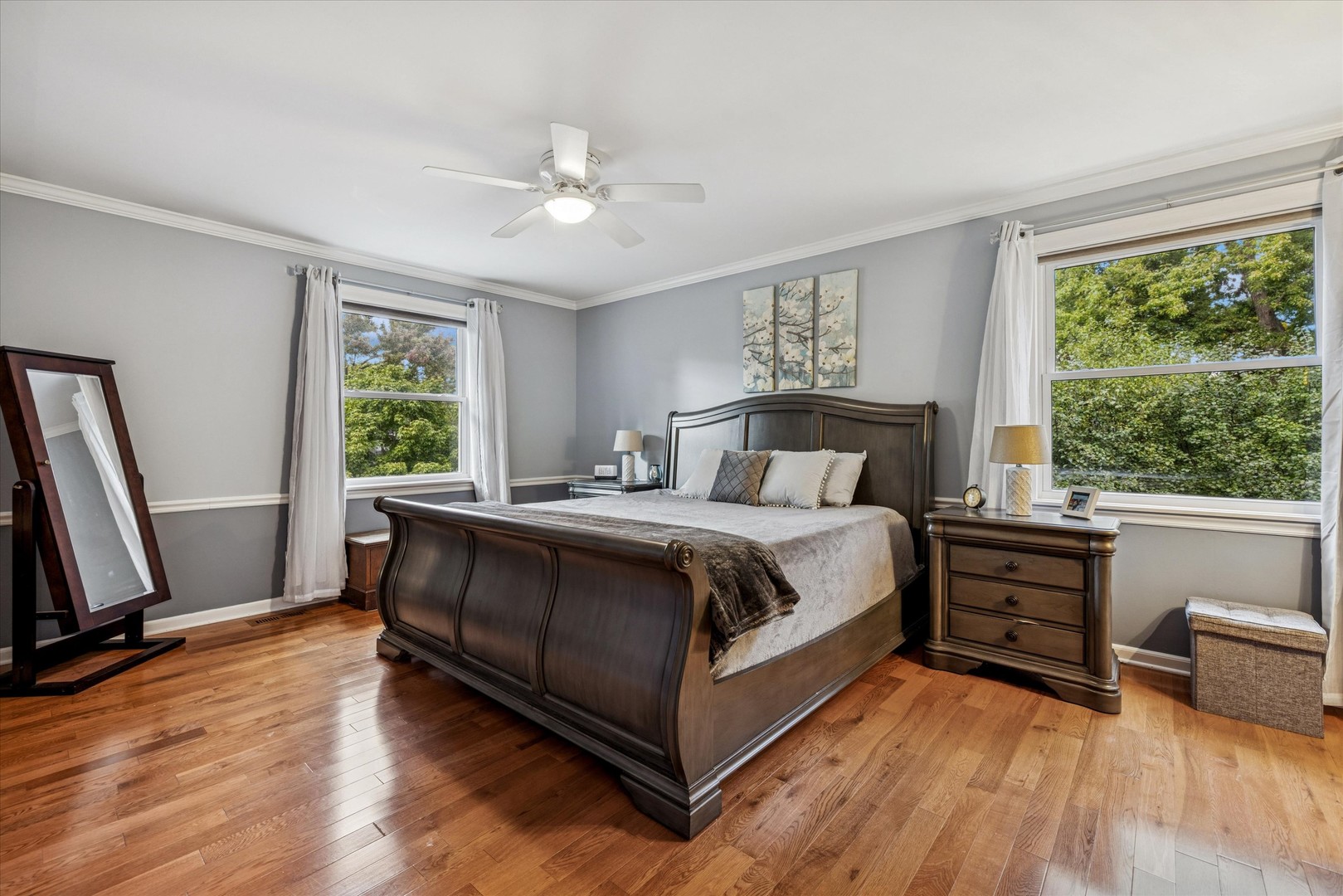 1355 N King George Court, Palatine, IL 60067