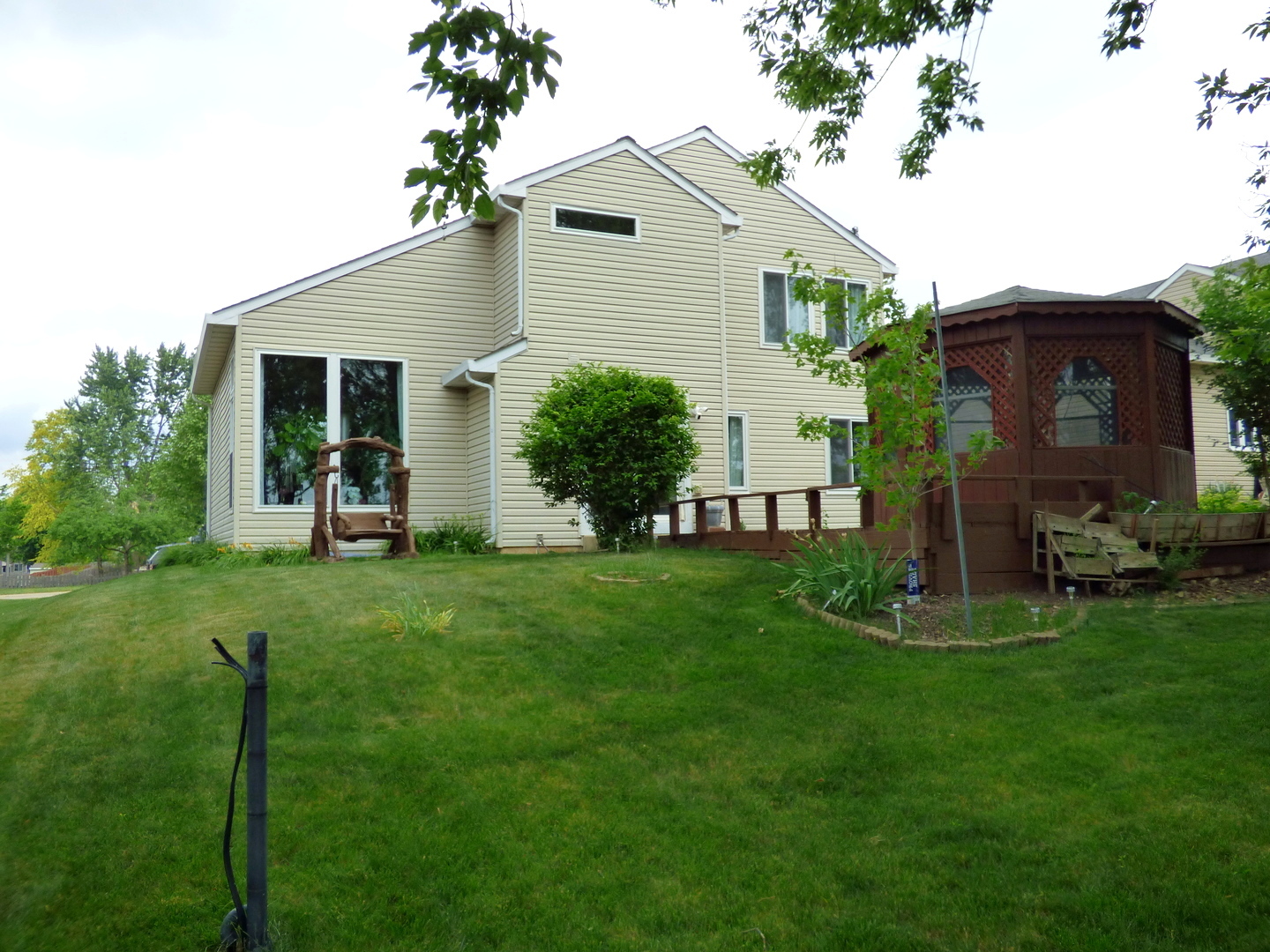 432 Thunder Ridge, Lake In The Hills, IL 60156