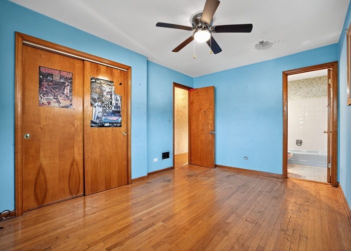 4821 N Mont Clare Avenue, Chicago, IL 60656