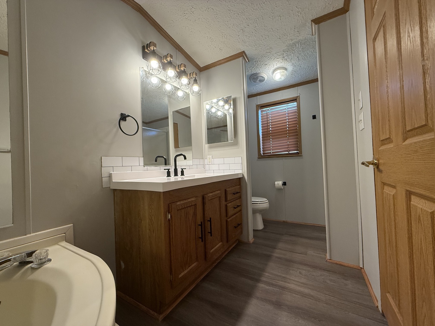 317 Pleasant Terrace, Matteson, IL 60443