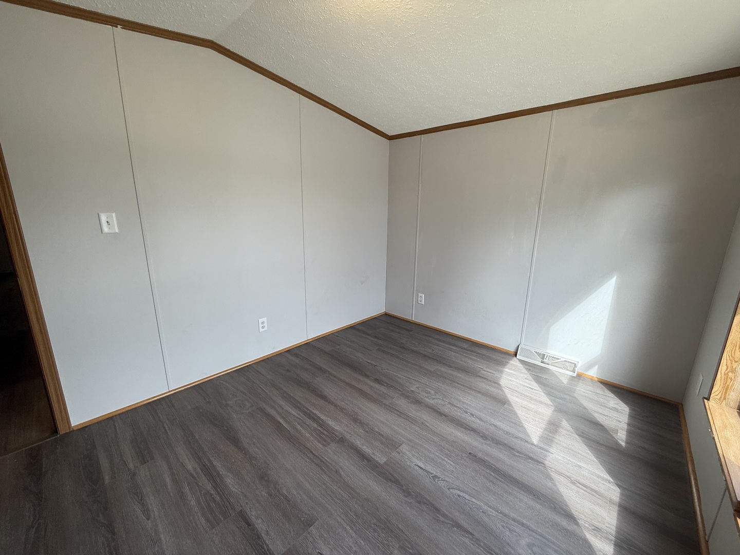 317 Pleasant Terrace, Matteson, IL 60443