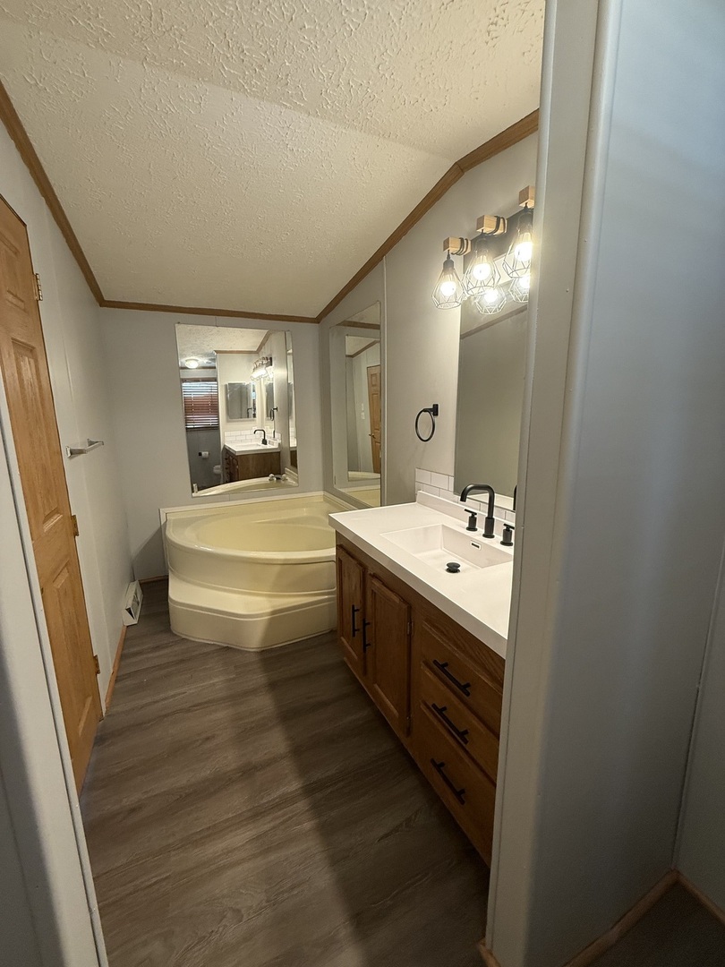 317 Pleasant Terrace, Matteson, IL 60443