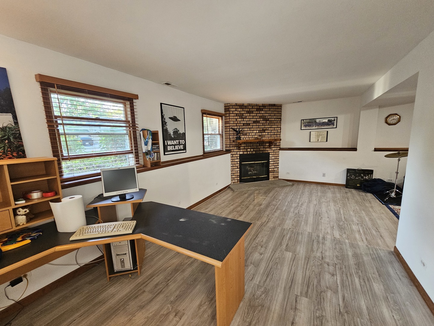 424 Greenview Drive, Park City, IL 60085