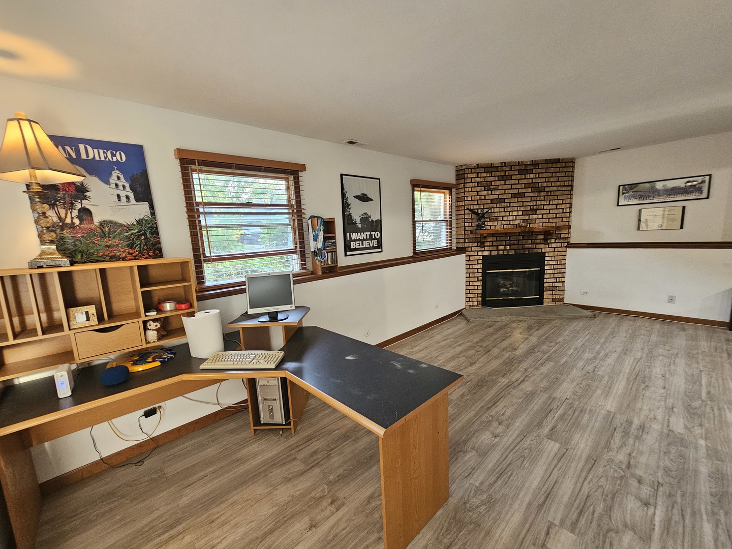 424 Greenview Drive, Park City, IL 60085