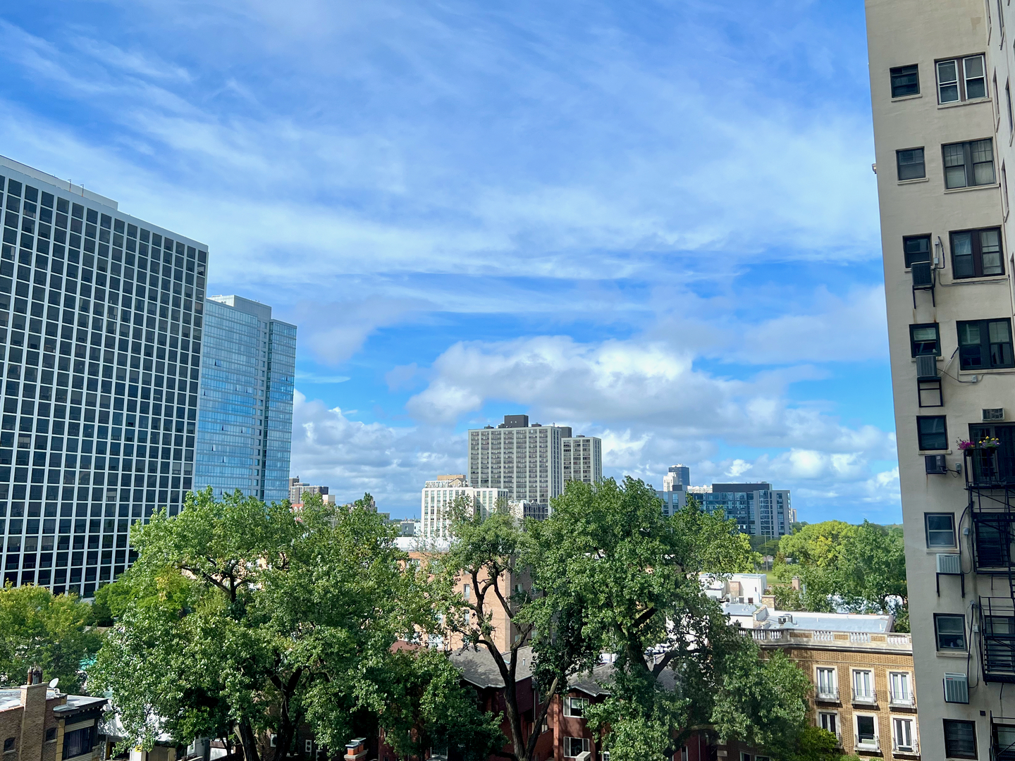 4250 N Marine Drive #832, Chicago, IL 60613