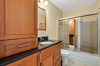 35 Buckingham Lane, Buffalo Grove, IL 60089