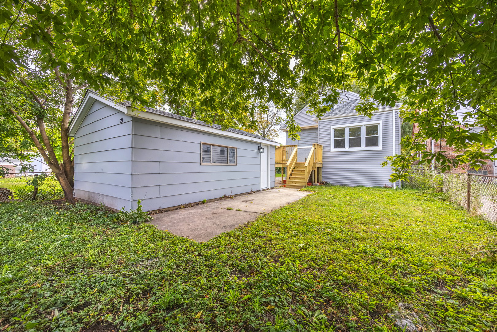 21 E 140th Court, Riverdale, IL 60827