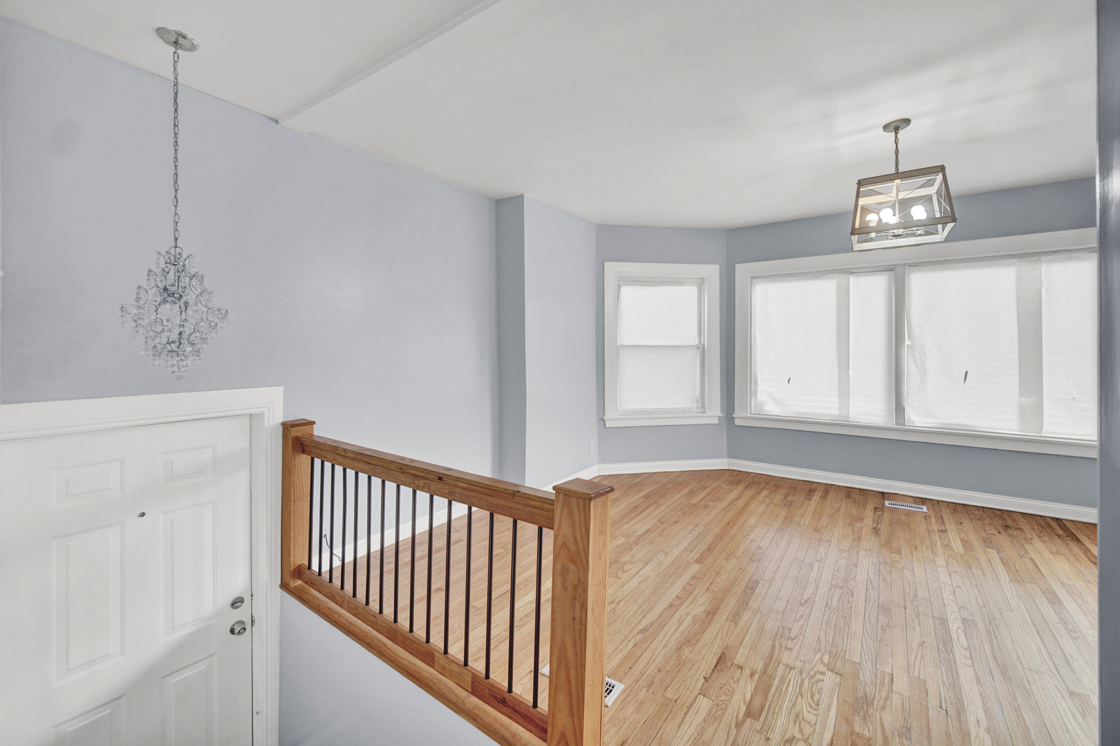 7316 S Woodlawn Avenue, Chicago, IL 60619