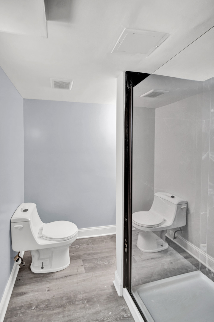 7316 S Woodlawn Avenue, Chicago, IL 60619