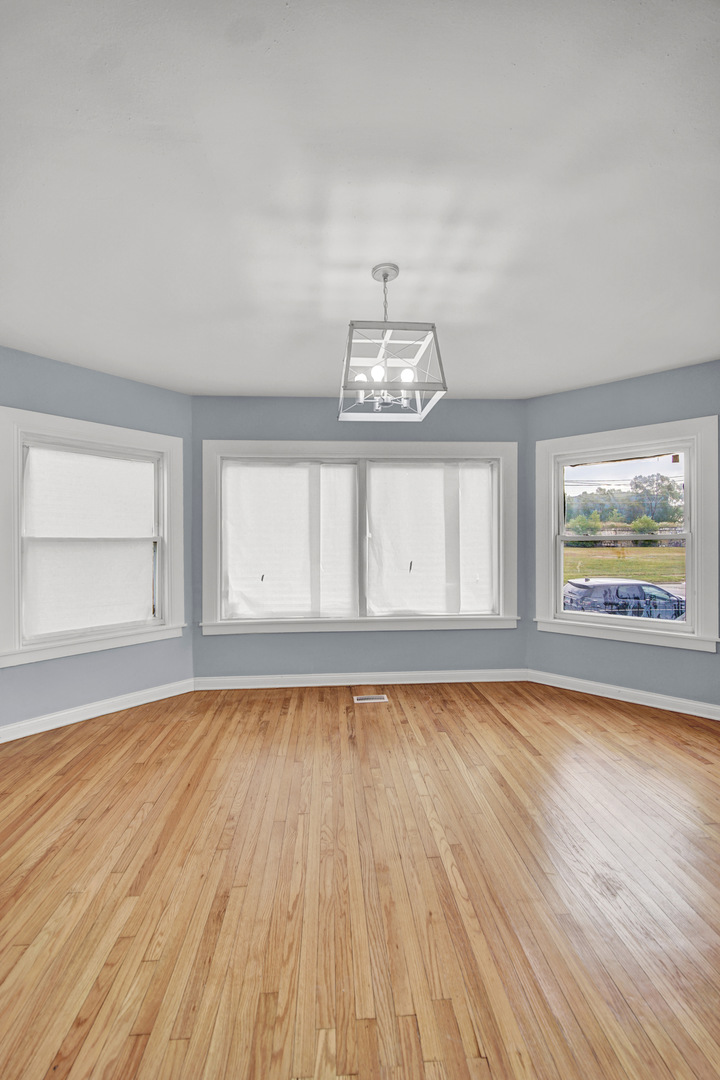 7316 S Woodlawn Avenue, Chicago, IL 60619