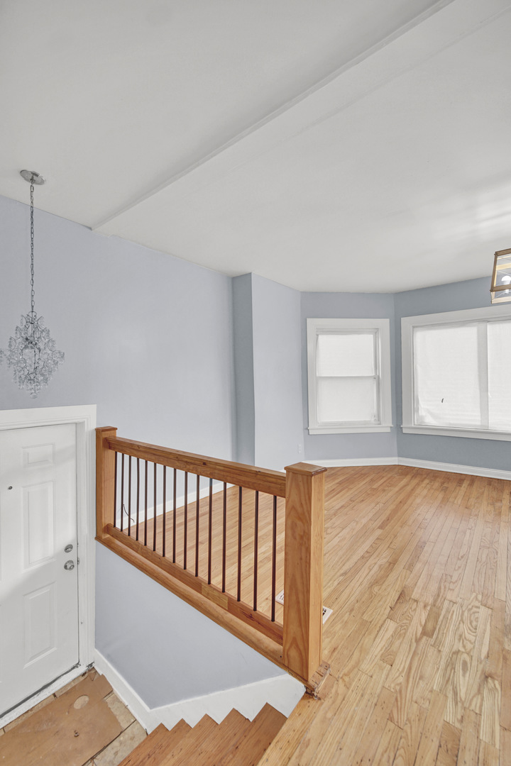 7316 S Woodlawn Avenue, Chicago, IL 60619