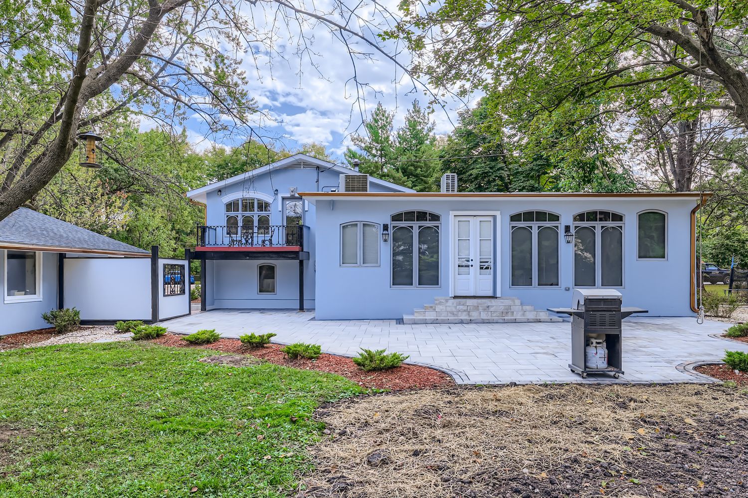 18838 W Hickory Street, Mundelein, IL 60060