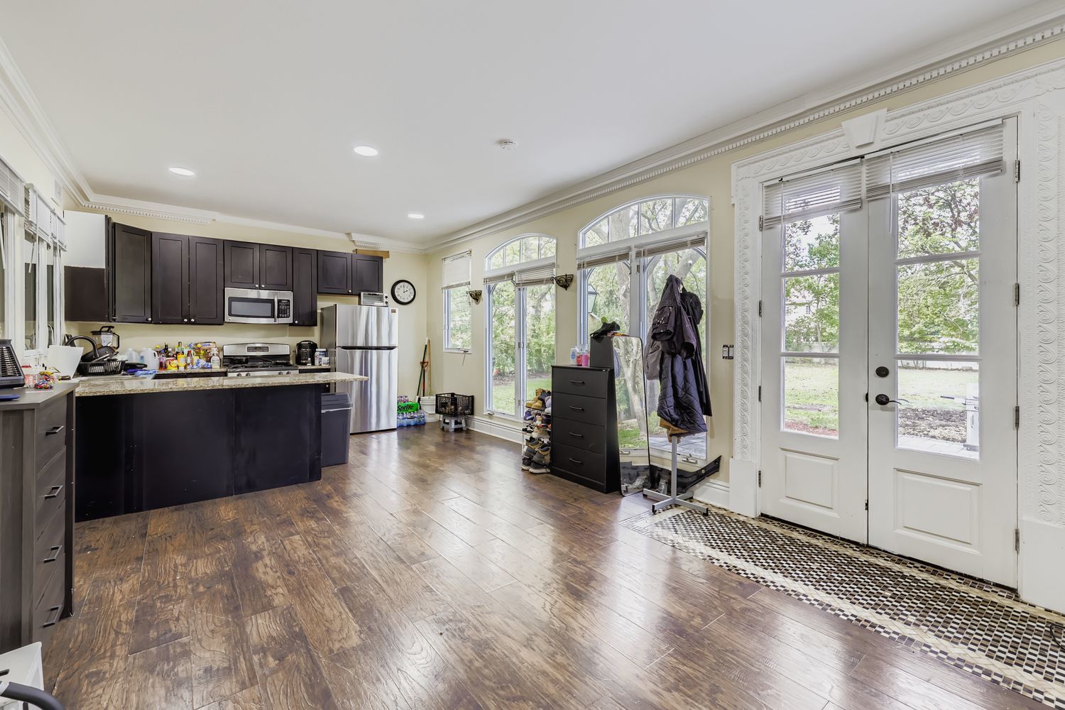 18838 W Hickory Street, Mundelein, IL 60060