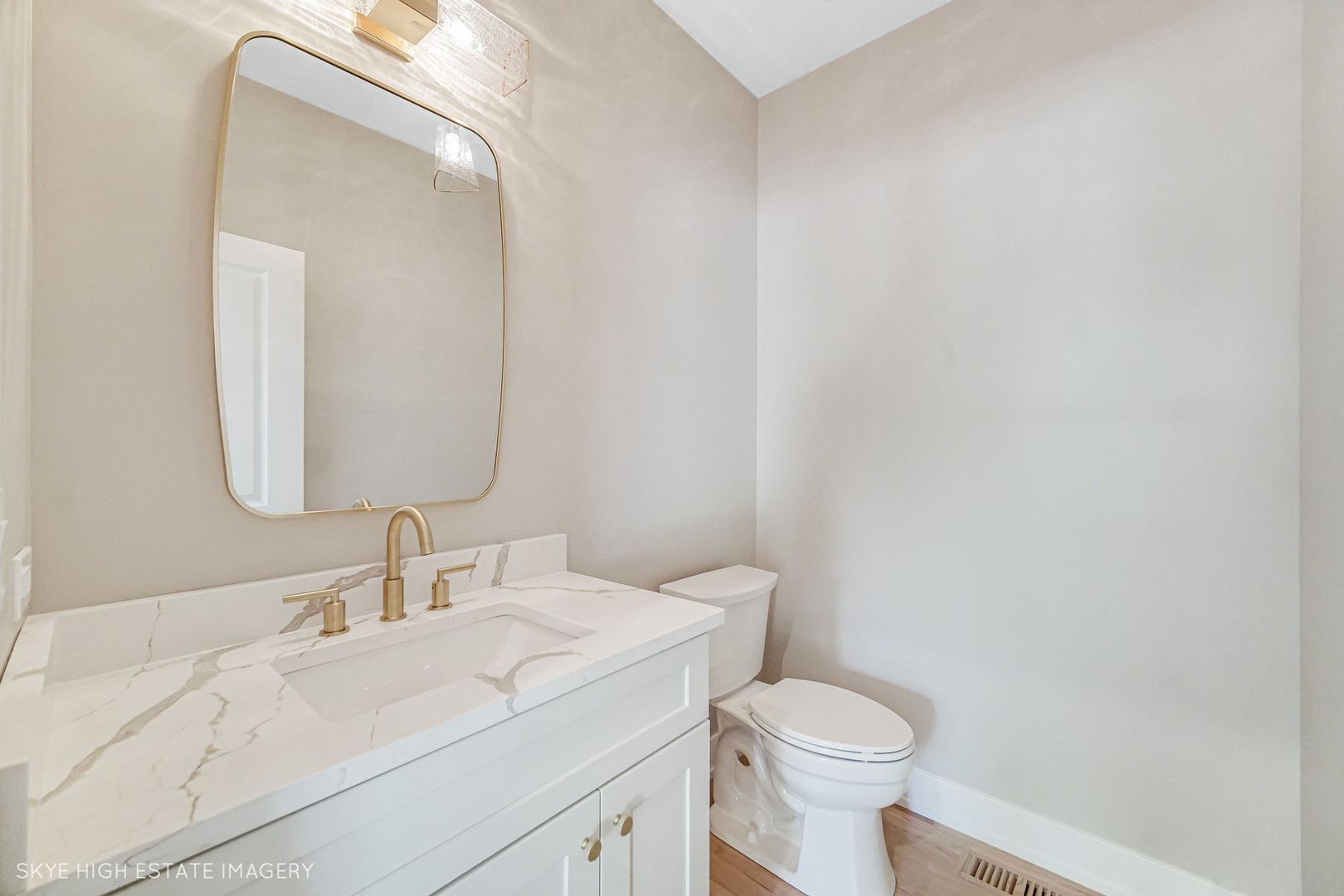 4947 Wilcox Avenue, Downers Grove, IL 60515
