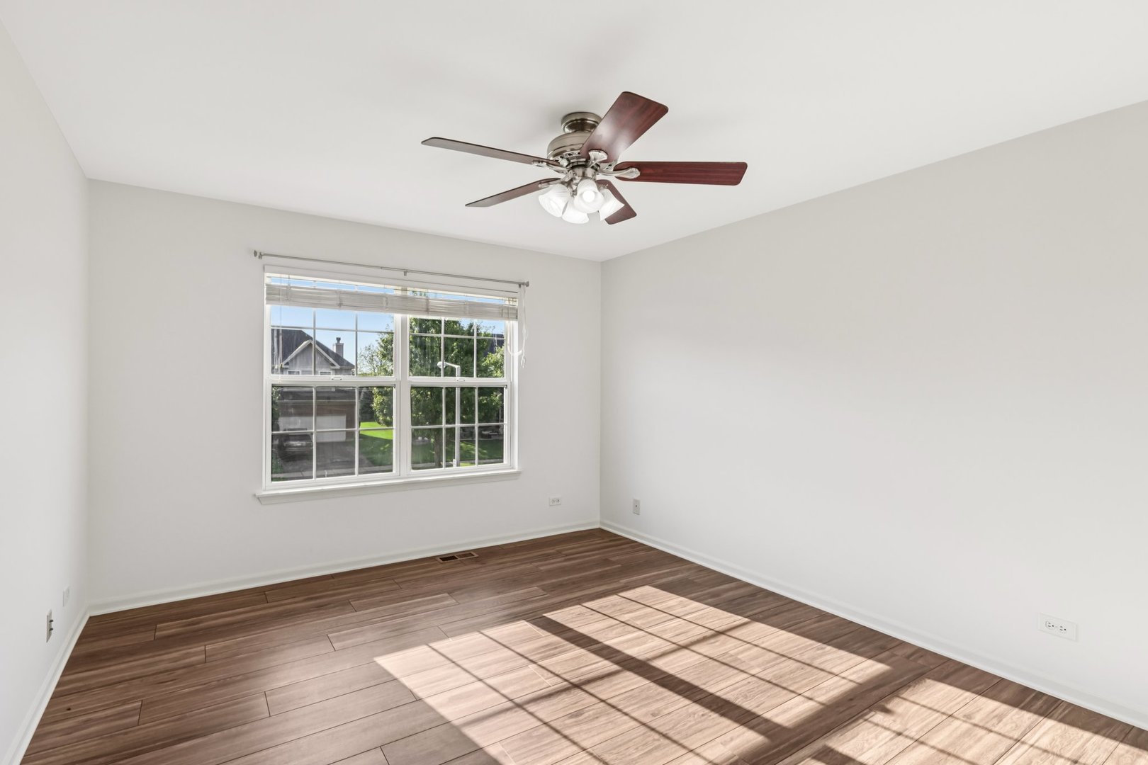 845 Preston Lane, Oswego, IL 60543