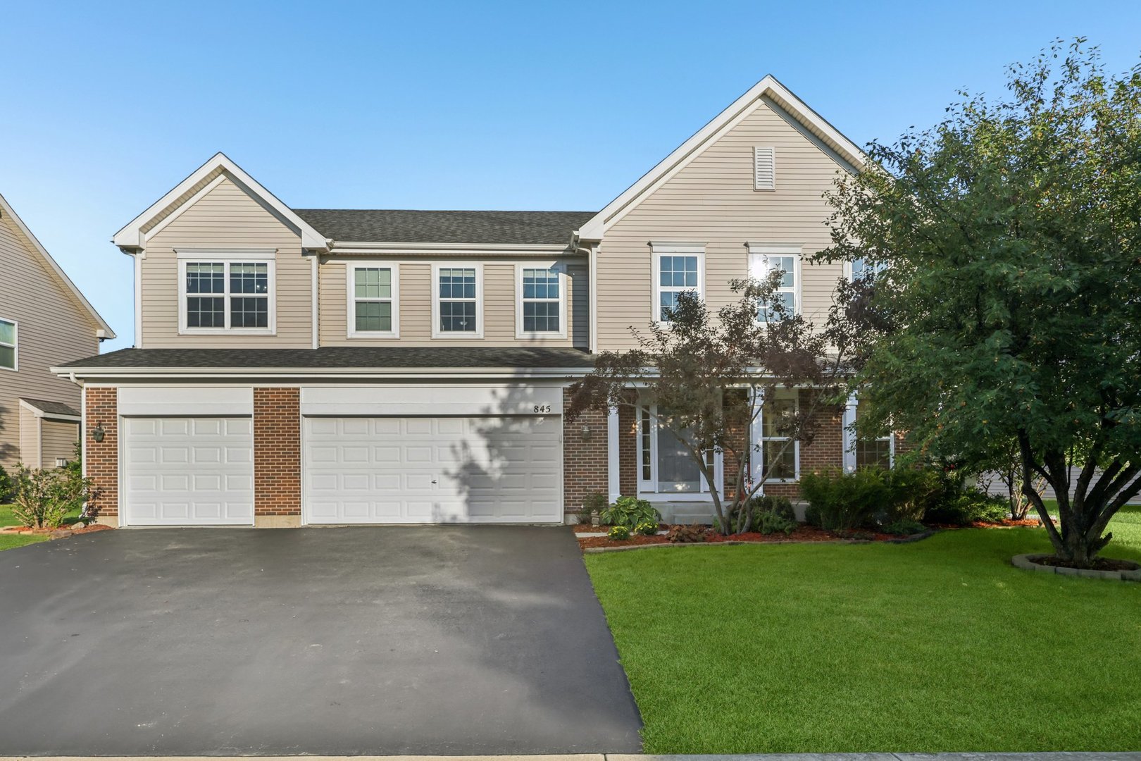 845 Preston Lane, Oswego, IL 60543